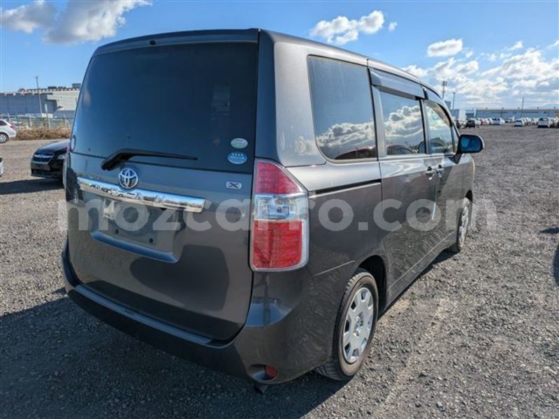 Big with watermark toyota noah maputo maputo 41710