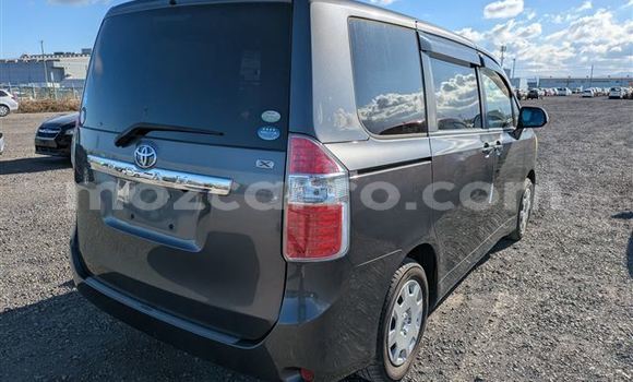 Nunua Ilio tumika Toyota Noah Nyeusi Gari ndani ya Maputo nchini Maputo Nunua Ilio tumika Toyota Noah Nyeusi Gari ndani ya Maputo nchini Maputo