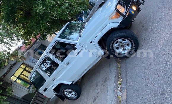 Comprar Usado Toyota Land Cruiser Branco Carro em Maputo em Maputo Comprar Usado Toyota Land Cruiser Branco Carro em Maputo em Maputo