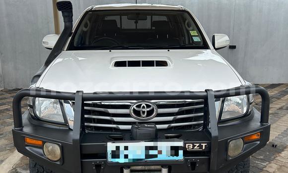 Comprar Usado Toyota Hilux Branco Carro em Maputo em Maputo Comprar Usado Toyota Hilux Branco Carro em Maputo em Maputo
