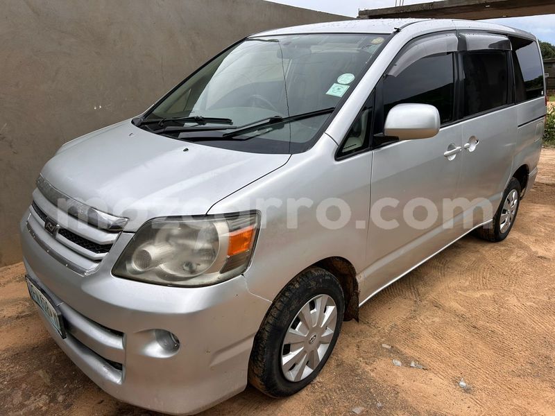 Big with watermark toyota noah maputo maputo 41722