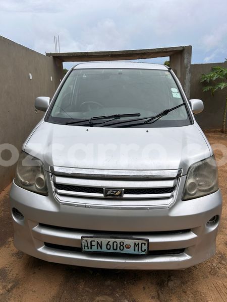 Big with watermark toyota noah maputo maputo 41722