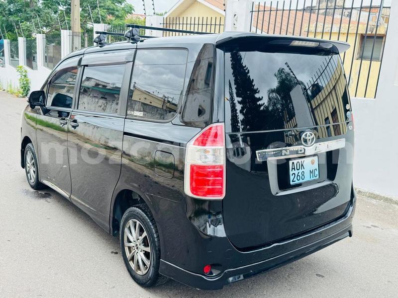 Big with watermark toyota noah maputo maputo 41731
