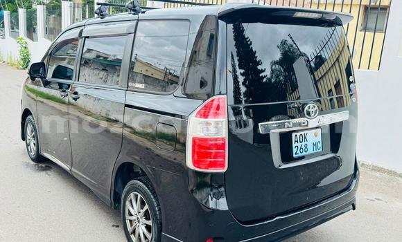 Comprar Usado Toyota Noah Preto Carro em Maputo em Maputo Comprar Usado Toyota Noah Preto Carro em Maputo em Maputo