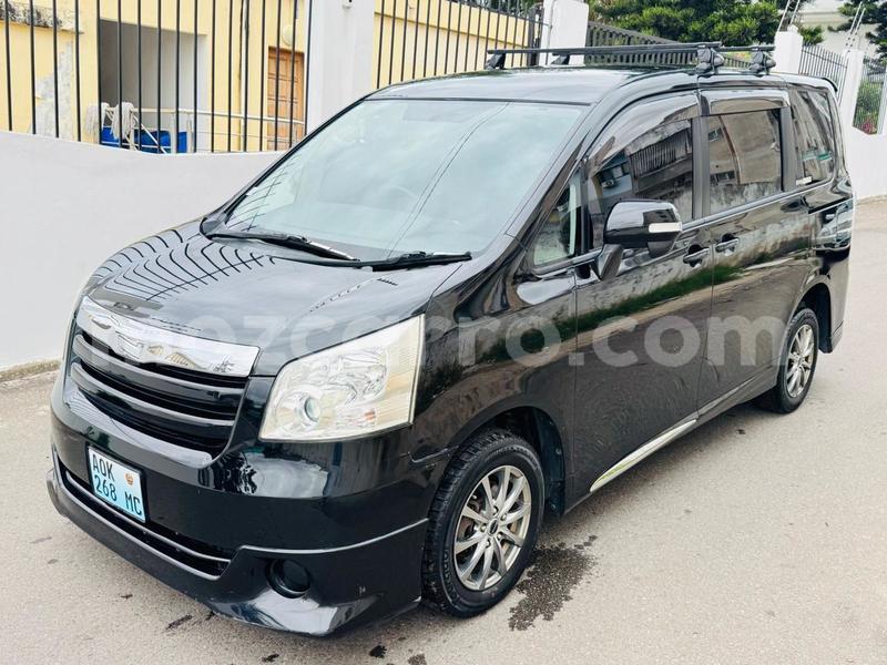 Big with watermark toyota noah maputo maputo 41731