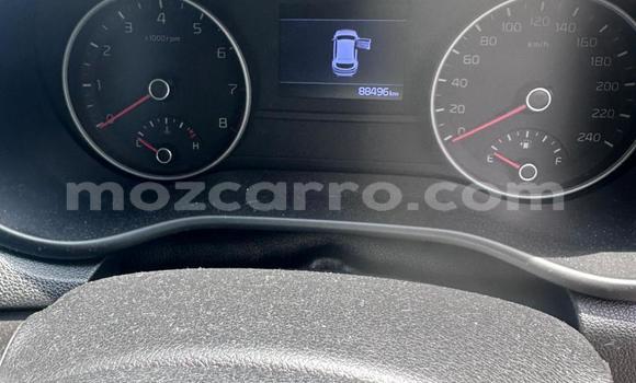 Comprar Usado Kia Sportage Branco Carro em Maputo em Maputo Comprar Usado Kia Sportage Branco Carro em Maputo em Maputo
