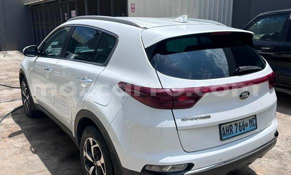 Comprar Usado Kia Sportage Branco Carro em Maputo em Maputo Comprar Usado Kia Sportage Branco Carro em Maputo em Maputo
