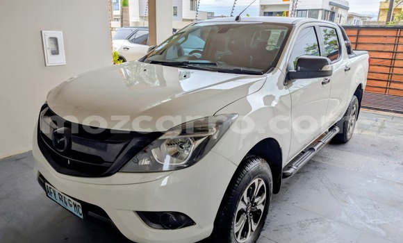 Tenga Tsaru Mazda BT-50 Chena Mota in Maputo in Maputo