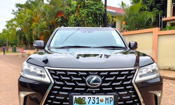 Comprar Usado Lexus LX 570 Preto Carro em Maputo em Maputo Comprar Usado Lexus LX 570 Preto Carro em Maputo em Maputo