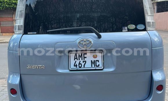 Comprar Usado Toyota Sienta Azul Carro em Maputo em Maputo Comprar Usado Toyota Sienta Azul Carro em Maputo em Maputo