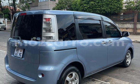 Comprar Usado Toyota Sienta Azul Carro em Maputo em Maputo Comprar Usado Toyota Sienta Azul Carro em Maputo em Maputo