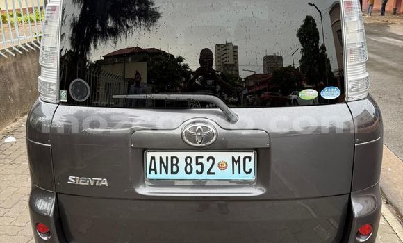 Comprar Usado Toyota Sienta Preto Carro em Maputo em Maputo Comprar Usado Toyota Sienta Preto Carro em Maputo em Maputo