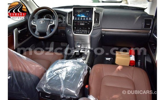 Comprar Importar Toyota Land Cruiser Preto Carro em Import - Dubai em Cabo Delgado Comprar Importar Toyota Land Cruiser Preto Carro em Import - Dubai em Cabo Delgado