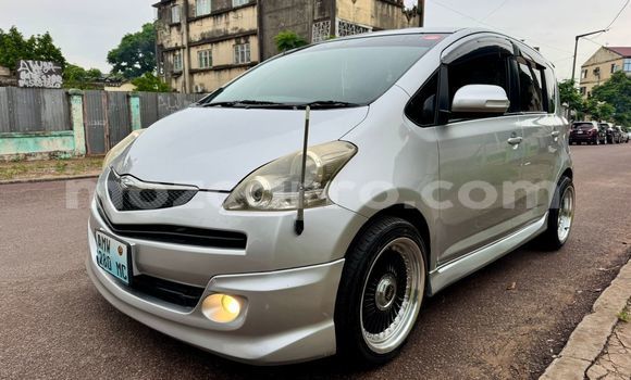 Comprar Usado Toyota Ractis Prata Carro em Maputo em Maputo Comprar Usado Toyota Ractis Prata Carro em Maputo em Maputo