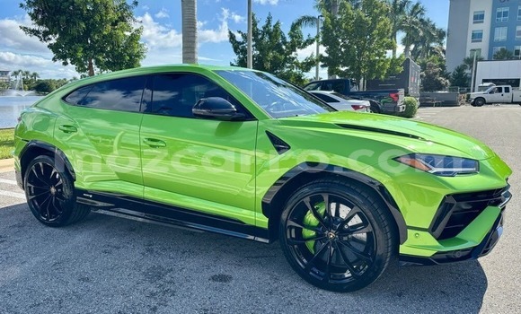 Buy Used Lamborghini Urus Green Car in Boane in Maputo