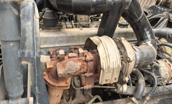 Comprar Usado Nissan 100NX Branco Carro em Maputo em Maputo Comprar Usado Nissan 100NX Branco Carro em Maputo em Maputo