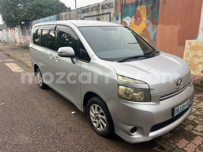 Big with watermark toyota noah maputo maputo 41744