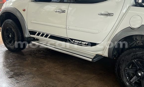 Comprar Usado Mitsubishi L200 Branco Carro em Maputo em Maputo Comprar Usado Mitsubishi L200 Branco Carro em Maputo em Maputo