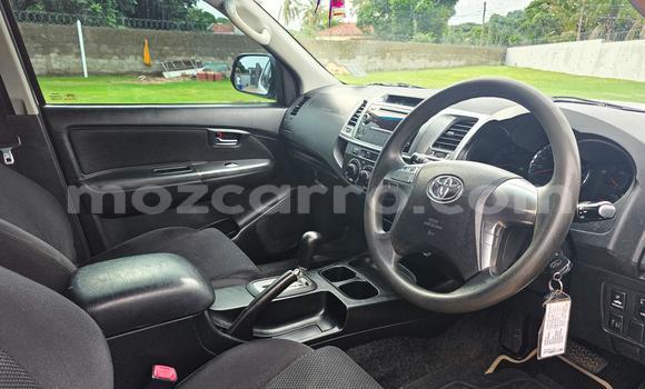 Nunua Ilio tumika Toyota Fortuner Nyeupe Gari ndani ya Maputo nchini Maputo Nunua Ilio tumika Toyota Fortuner Nyeupe Gari ndani ya Maputo nchini Maputo