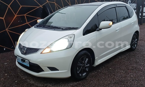 Nunua Ilio tumika Honda Fit Nyeupe Gari ndani ya Maputo nchini Maputo Nunua Ilio tumika Honda Fit Nyeupe Gari ndani ya Maputo nchini Maputo
