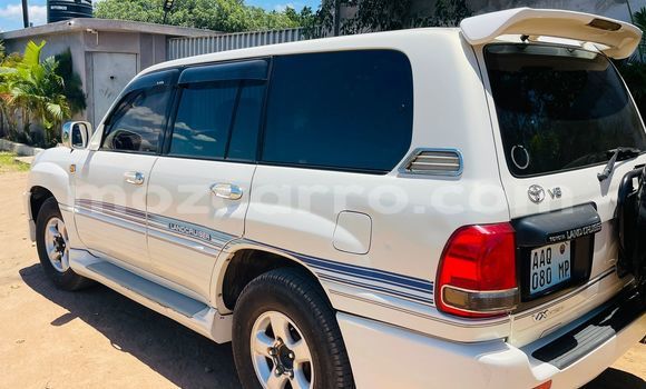 Buy Used Toyota Land Cruiser White Car in Maputo in Maputo Buy Used Toyota Land Cruiser White Car in Maputo in Maputo
