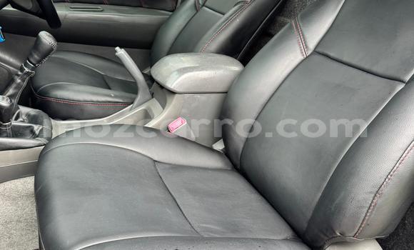 Nunua Ilio tumika Toyota Hilux Nyeupe Gari ndani ya Maputo nchini Maputo Nunua Ilio tumika Toyota Hilux Nyeupe Gari ndani ya Maputo nchini Maputo