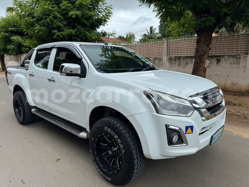Big with watermark isuzu d max maputo maputo 41771