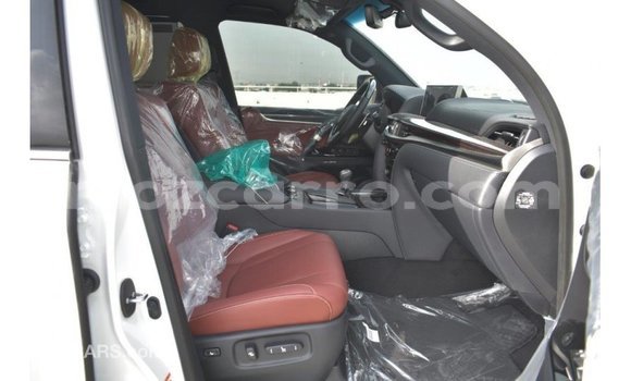 Buy Import Lexus LX White Car in Import - Dubai in Cabo Delgado Buy Import Lexus LX White Car in Import - Dubai in Cabo Delgado