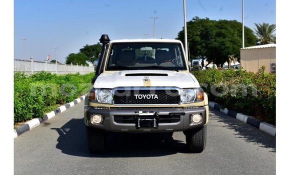 Buy Import Toyota Land Cruiser Beige Car in Import - Dubai in Cabo Delgado Buy Import Toyota Land Cruiser Beige Car in Import - Dubai in Cabo Delgado