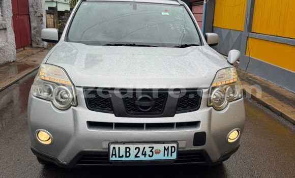 Comprar Usado Nissan X-Trail Prata Carro em Maputo em Maputo Comprar Usado Nissan X-Trail Prata Carro em Maputo em Maputo