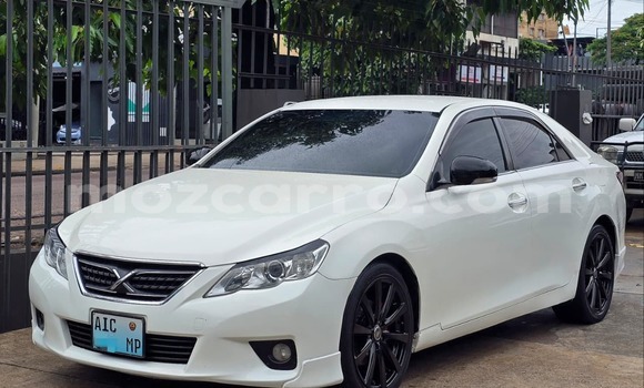 Comprar Usado Toyota Mark X Branco Carro em Maputo em Maputo