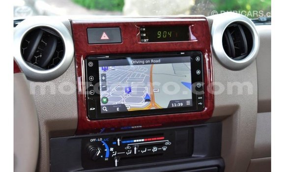 Buy Import Toyota Land Cruiser Beige Car in Import - Dubai in Cabo Delgado Buy Import Toyota Land Cruiser Beige Car in Import - Dubai in Cabo Delgado