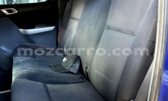 Nunua Ilio tumika Mazda BT-50 Bluu Gari ndani ya Maputo nchini Maputo Nunua Ilio tumika Mazda BT-50 Bluu Gari ndani ya Maputo nchini Maputo