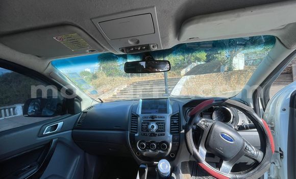 Comprar Usado Ford Ranger Branco Carro em Maputo em Maputo Comprar Usado Ford Ranger Branco Carro em Maputo em Maputo