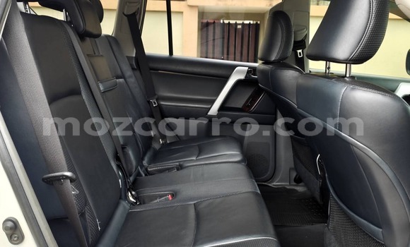 Buy Used Toyota Land Cruiser Prado White Car in Maputo in Maputo Buy Used Toyota Land Cruiser Prado White Car in Maputo in Maputo