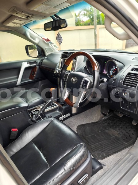 Big with watermark toyota land cruiser prado maputo maputo 41820