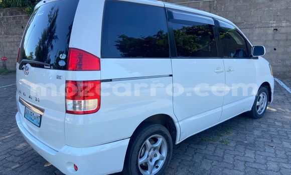 Tenga Tsaru Toyota Noah Chena Mota in Maputo in Maputo Tenga Tsaru Toyota Noah Chena Mota in Maputo in Maputo