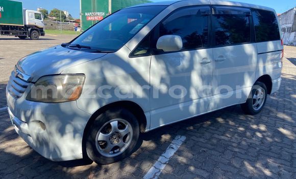 Tenga Tsaru Toyota Noah Chena Mota in Maputo in Maputo Tenga Tsaru Toyota Noah Chena Mota in Maputo in Maputo