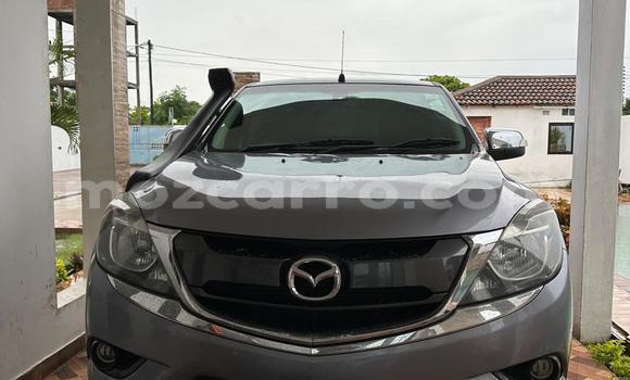 Comprar Usado Mazda BT-50 Prata Carro em Maputo em Maputo