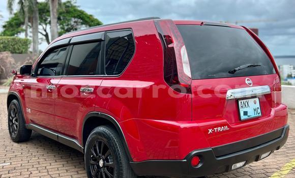 Tenga Tsaru Nissan X-Trail Tsvuku Mota in Maputo in Maputo Tenga Tsaru Nissan X-Trail Tsvuku Mota in Maputo in Maputo