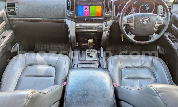 Buy Used Toyota Land Cruiser Beige Car in Maputo in Maputo Buy Used Toyota Land Cruiser Beige Car in Maputo in Maputo