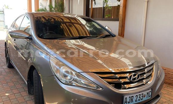 Comprar Usado Hyundai i40 Prata Carro em Maputo em Maputo Comprar Usado Hyundai i40 Prata Carro em Maputo em Maputo