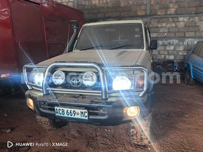 Big with watermark toyota hilux maputo maputo 41869