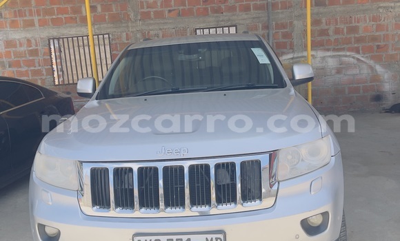 Comprar Usado Jeep Grand Cherokee Prata Carro em Maputo em Maputo Comprar Usado Jeep Grand Cherokee Prata Carro em Maputo em Maputo