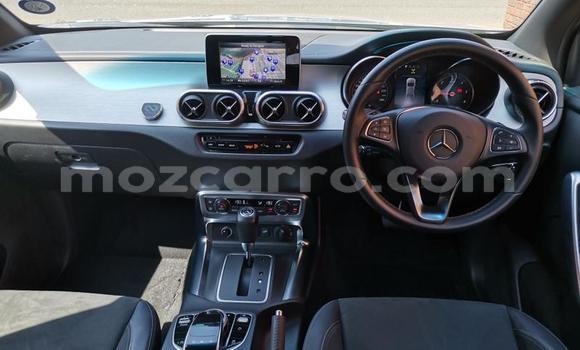 Buy Used Mercedes‒Benz W29 Silver Car in Maputo in Maputo Buy Used Mercedes‒Benz W29 Silver Car in Maputo in Maputo