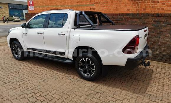 Buy Used Toyota Hilux White Car in Maputo in Maputo Buy Used Toyota Hilux White Car in Maputo in Maputo