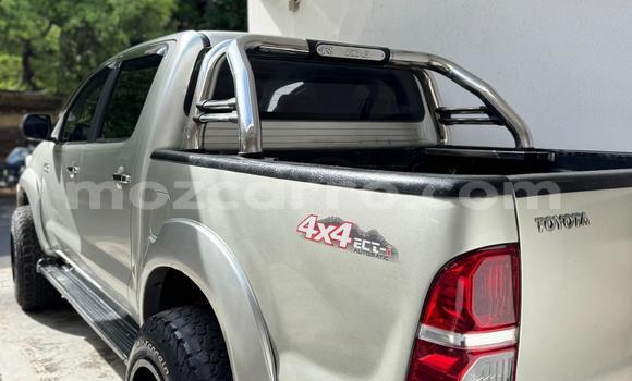 Comprar Usado Toyota Hilux Prata Carro em Maputo em Maputo Comprar Usado Toyota Hilux Prata Carro em Maputo em Maputo