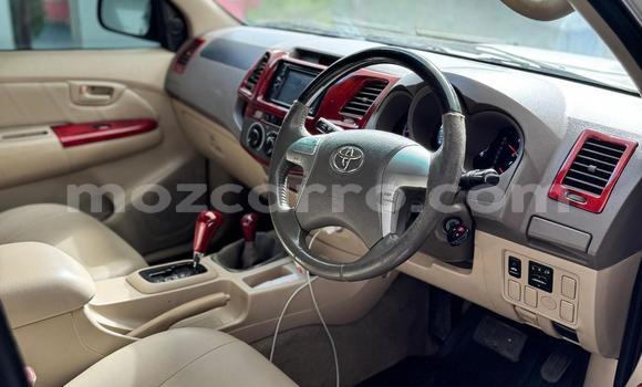 Comprar Usado Toyota Hilux Prata Carro em Maputo em Maputo Comprar Usado Toyota Hilux Prata Carro em Maputo em Maputo