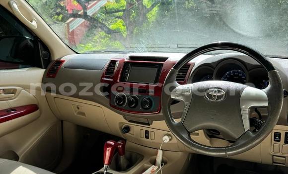 Comprar Usado Toyota Hilux Prata Carro em Maputo em Maputo Comprar Usado Toyota Hilux Prata Carro em Maputo em Maputo