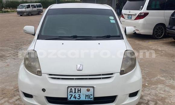 Comprar Usado Toyota Passo Branco Carro em Maputo em Maputo